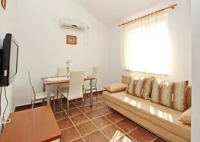 Apartmán With Parking Space Baska, Krk - 18789 Baška