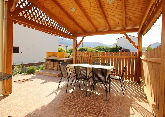 Apartman With Parking Space Baska, Krk - 18789 *